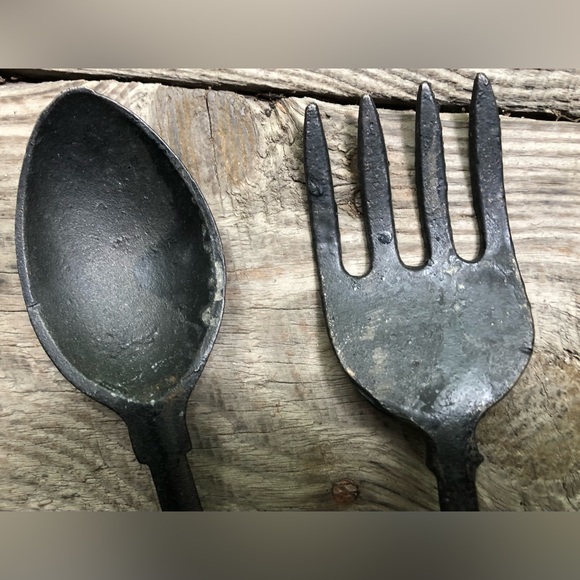 Cast Iron Cottagecore Black Iron Metal Spoons Fork Wall Decor Vintage - Picture 9 of 10